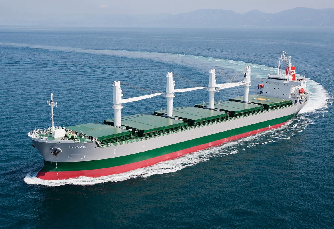 Delivered Hull No. 581, DW 37,000 MT Super Box Shaped Bulker