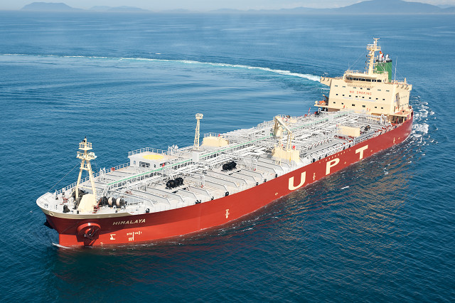INTERSHIP NAVIGATION CO. LTD様向DW 50,000 MT プロダクト